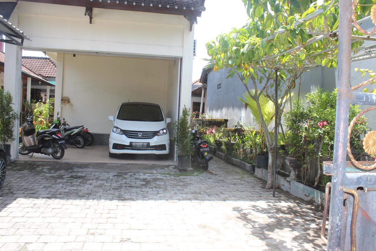 Js Guest House Seminyak  Exterior photo